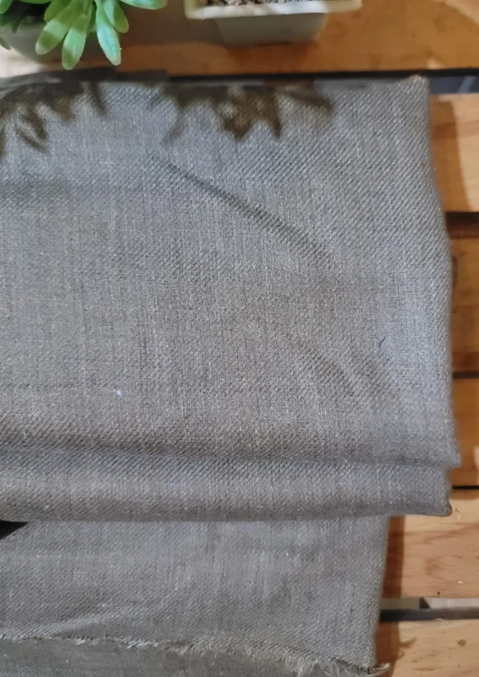 Winter simple chadar - Dark brown