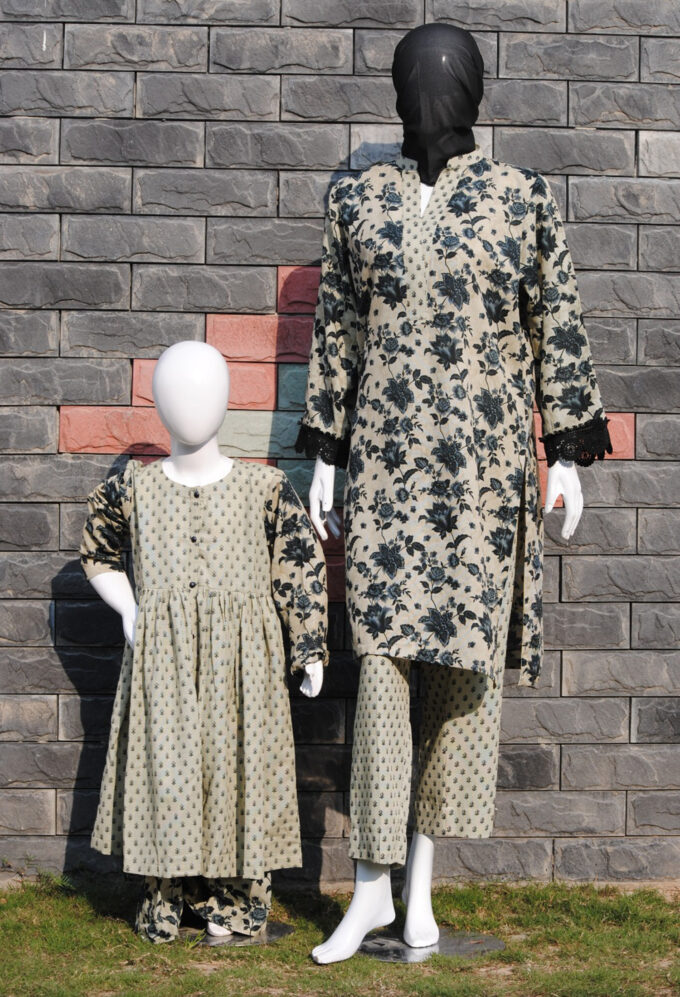 Khaddar by Farah