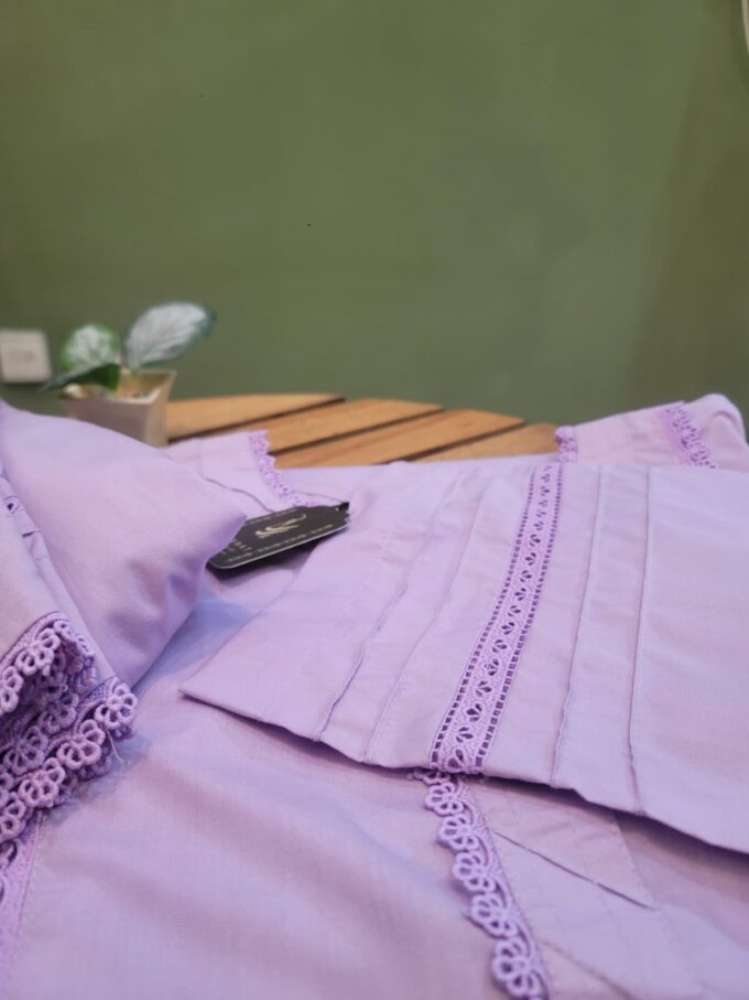 Solid Purple by kaneez