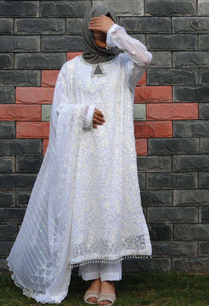 All White with embroidery fancy by Roqia (3 PC)