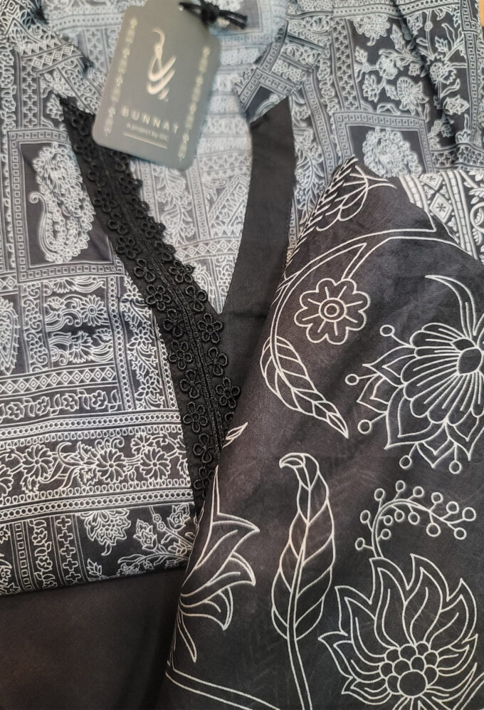 Printed Black Suit- 3pc Lawn