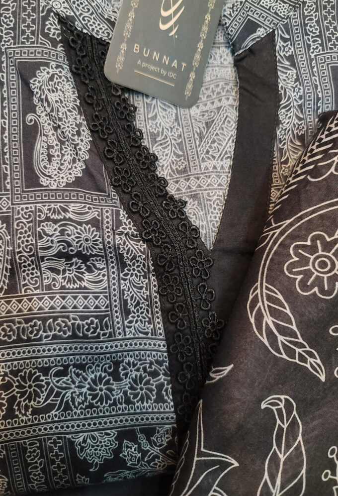 Printed Black Suit- 3pc Lawn
